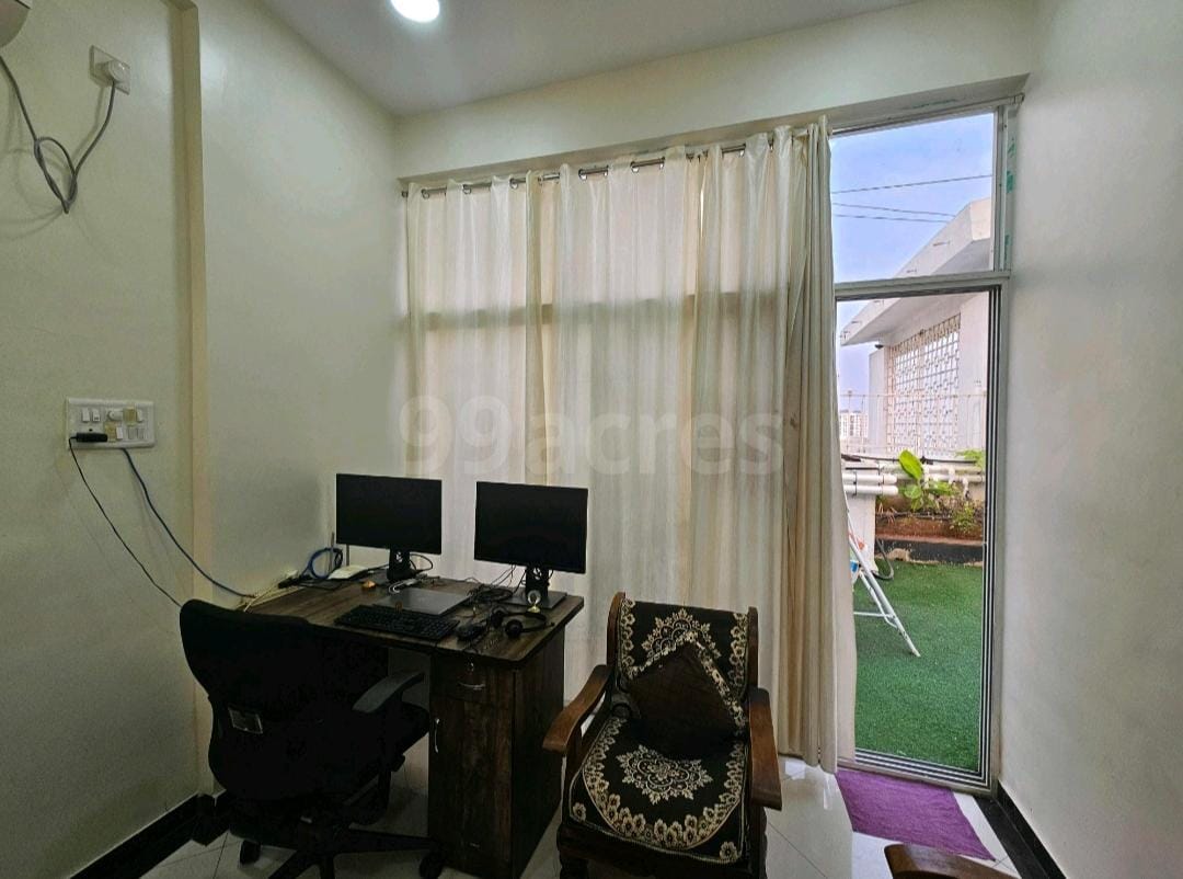 4.5 BHK Penthouse for Sale in Undri - Pune in Undri Chowk, Pune | Peace Realty